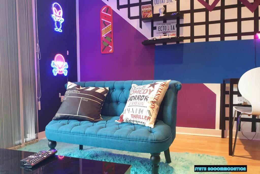 80S Retro 1Bed Studio Serviced Apartment Canary Wharf Perfect For Solo & Couple Travellers London Exterior foto