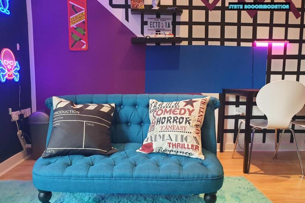 80S Retro 1Bed Studio Serviced Apartment Canary Wharf Perfect For Solo & Couple Travellers London Exterior foto